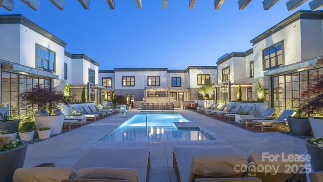 Primary Photo - 4401 Barclay Downs Dr