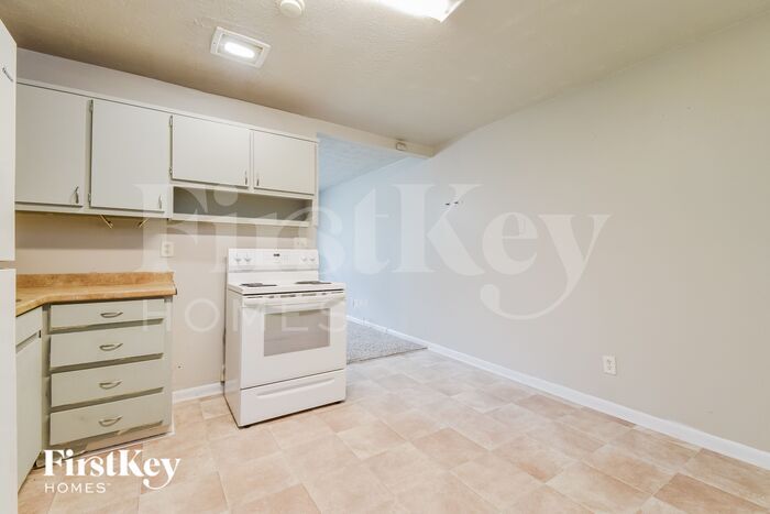 Building Photo - 8277 Dunellen Ln