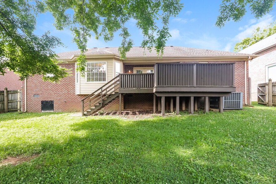 Building Photo - 6381 Paddington Way