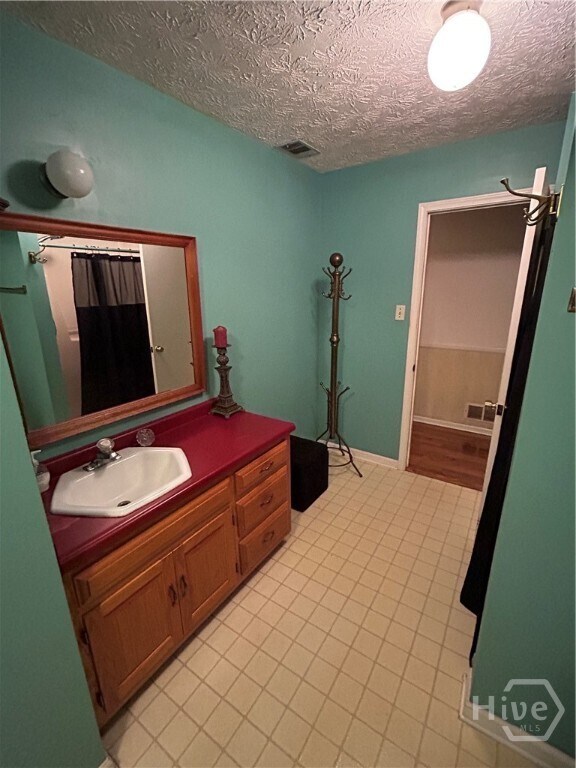 Building Photo - 1595 Timothy Rd