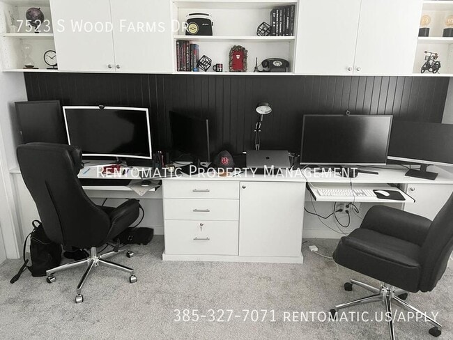 Building Photo - 7523 Wood Farms Dr