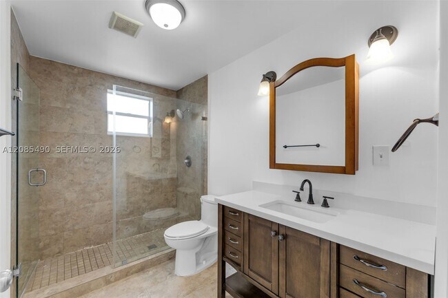 Building Photo - 5629 SW 7th St