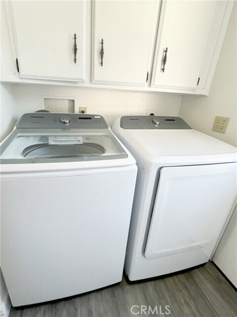 Building Photo - 5715 Greenbriar Dr