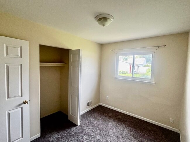 Building Photo - 4144 Norbert Ave