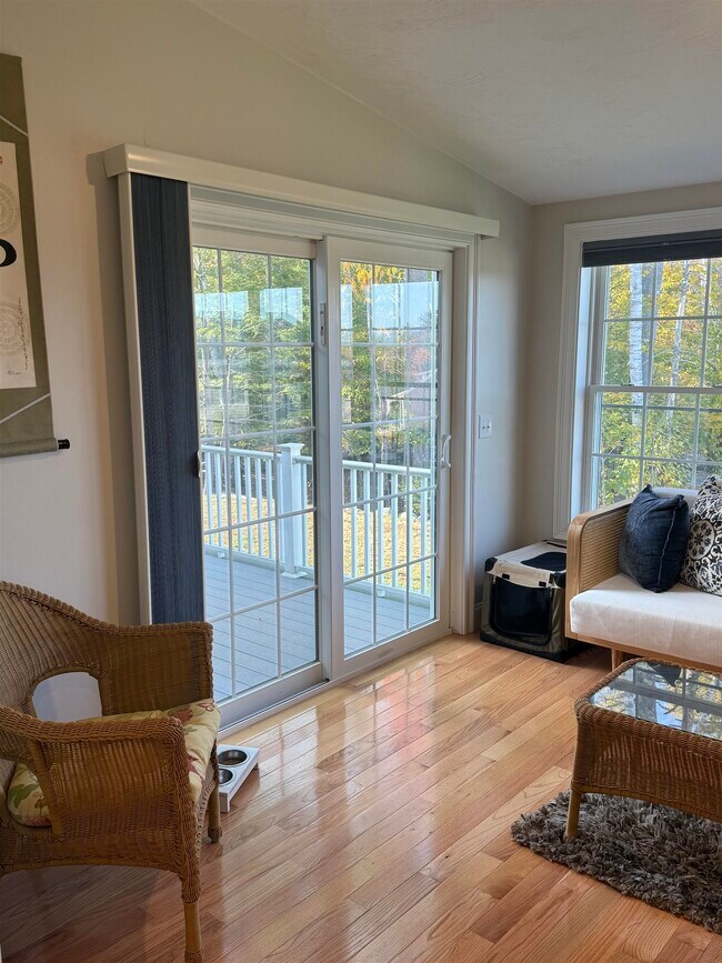 Building Photo - 114 Brook Hl