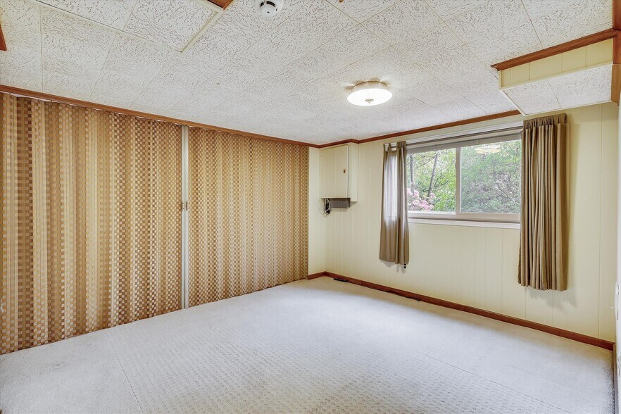 Building Photo - 2511 Harmon Rd