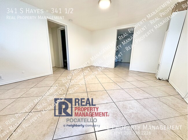 Building Photo - 341 S Hayes-341 1/2