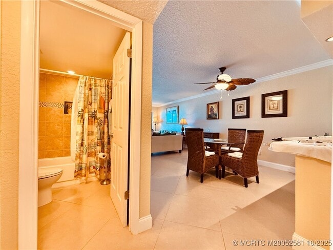 Building Photo - 7440 S Ocean Dr