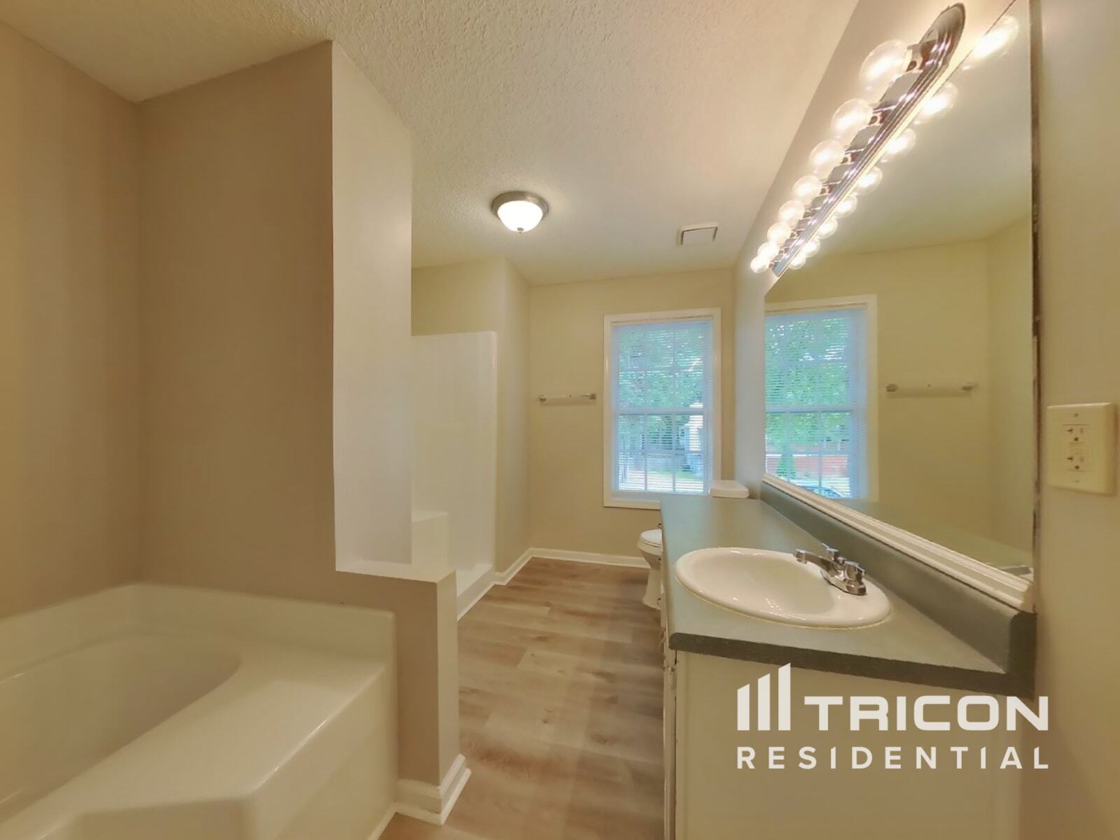 Building Photo - 2709 Owens Dr