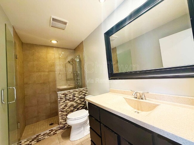 Building Photo - 354 E Rimini Ct