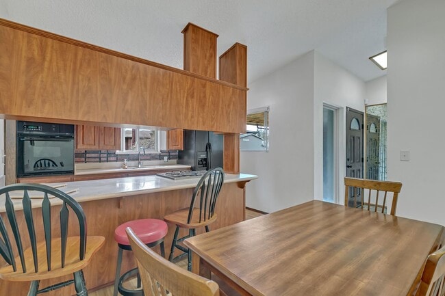 Building Photo - Looking for a Dream Garage attached to a Rambler?