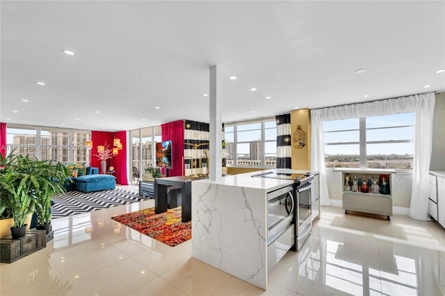 Building Photo - 2801 NE 183rd St