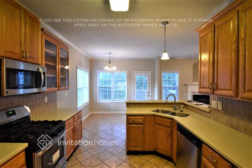 Building Photo - 605 Alyssa Dr