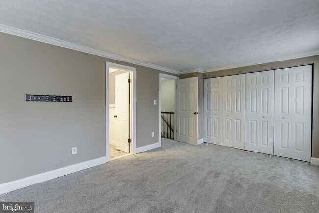 Building Photo - 7118 Eden Brook Dr