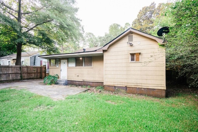 Building Photo - 3967 Guyton St