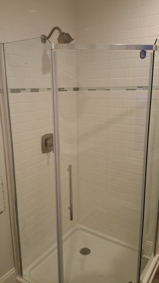 bathroom - 552 Main St