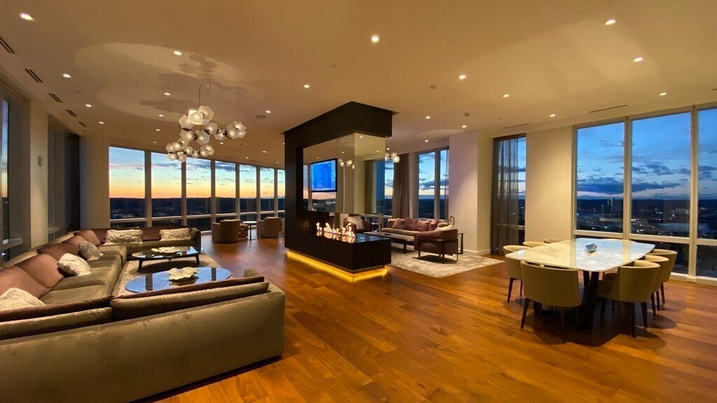 Building Photo - 188 Brookline Ave