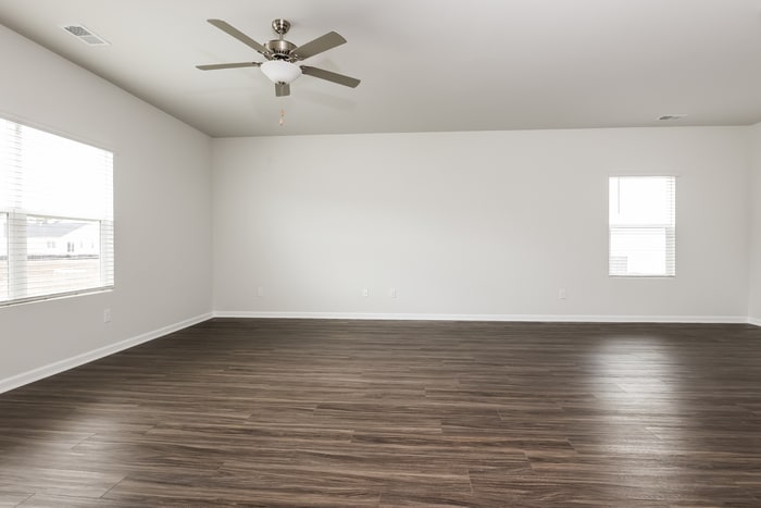 Building Photo - 109 Percheron Dr