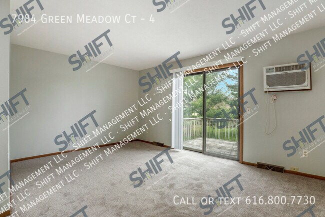 Building Photo - 7984 Green Meadow Ct
