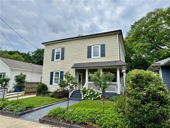 Primary Photo - 211 Laurel Ave SW