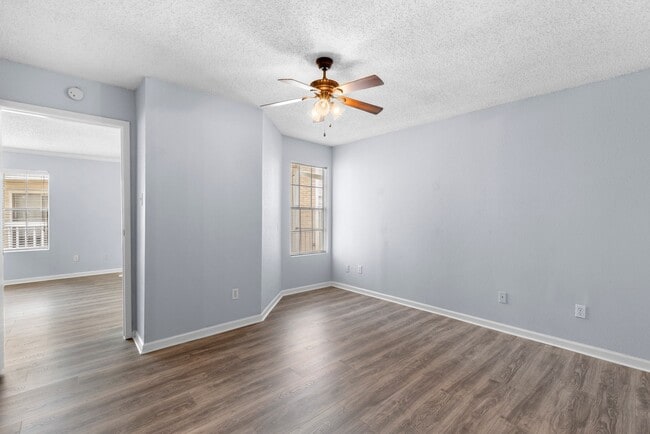 Building Photo - 2750 Holly Hall St