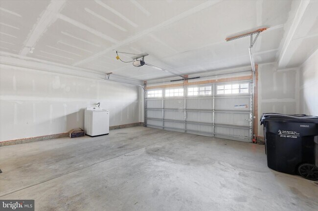 Building Photo - 115 Tonio Pl
