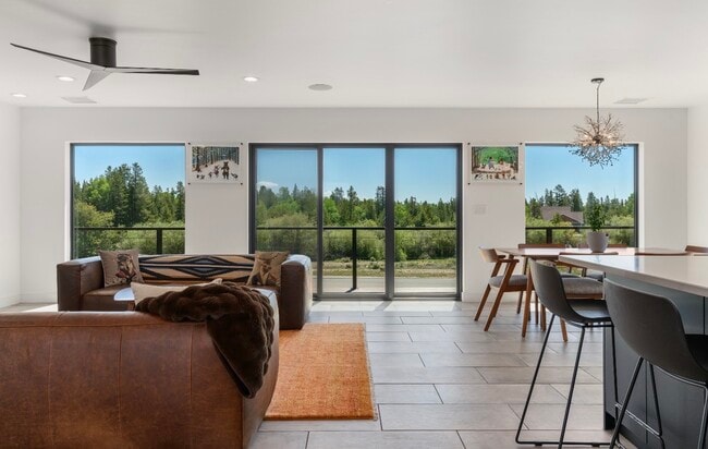 Building Photo - 1205 Trails Creek Ave