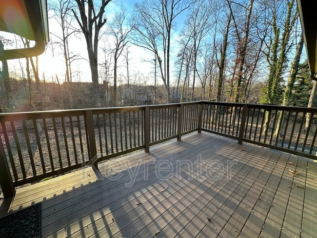 Building Photo - 303 Highstone Ln