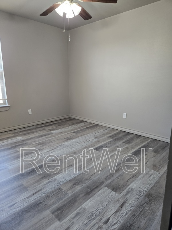 Building Photo - 17815 Private Rd 2160