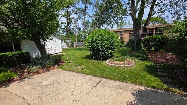 Building Photo - 720 Alcoa Ln