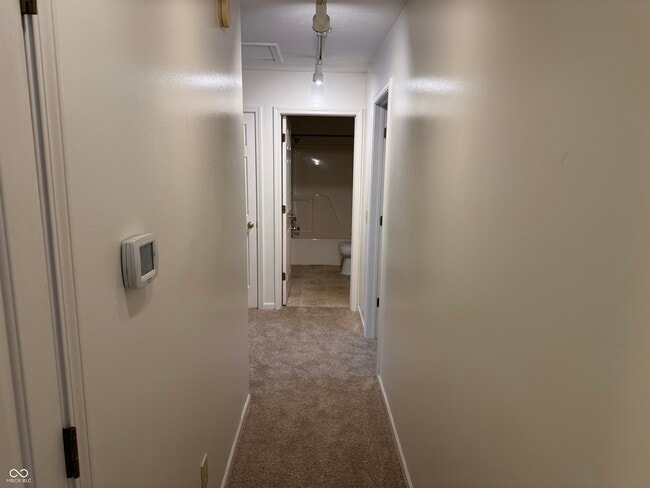 Building Photo - 5632 Rains Ln