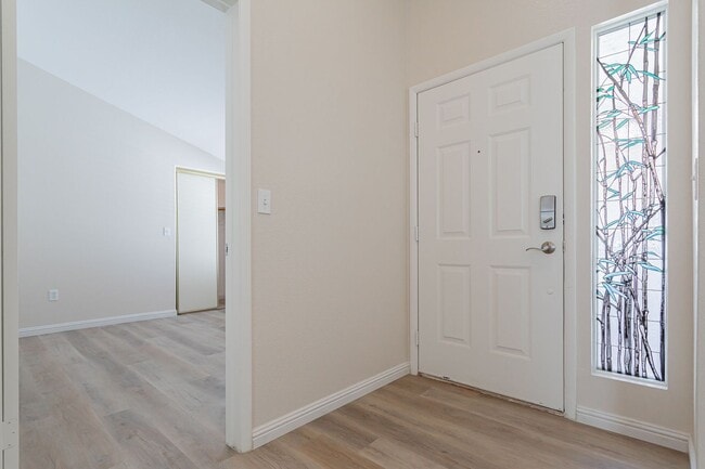 Building Photo - Remodeled 3 Bed Single Story Home