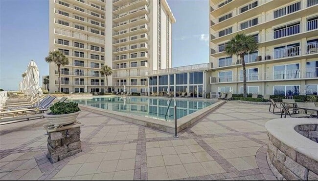 Building Photo - 2295 Gulf of Mexico Dr