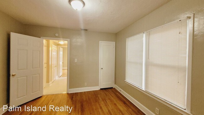 Building Photo - 3 br, 1 bath House - 800 28th St N