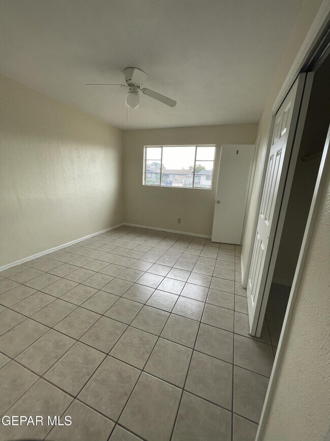 Building Photo - 9319 Raleigh Dr