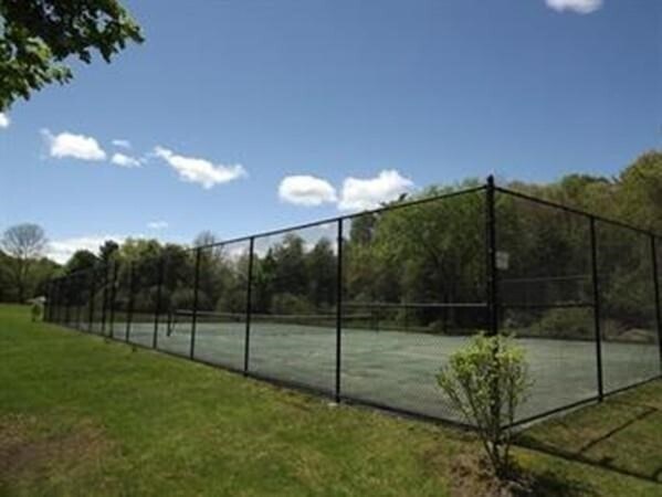 Building Photo - 19 Bayberry Dr