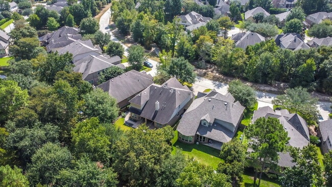 Building Photo - Welcome home to this beautiful home in the...