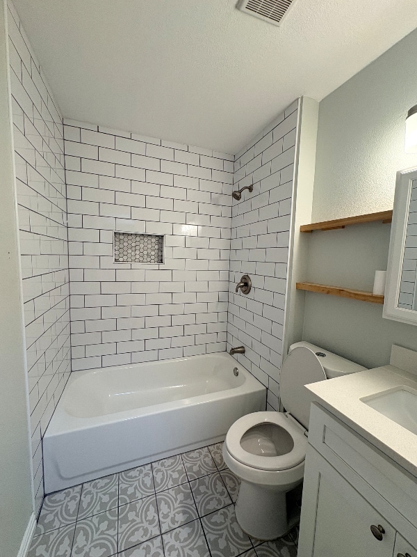 Building Photo - 710 McDivitt Dr