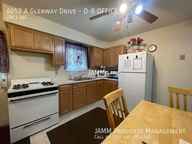 Building Photo - 6052 Glenway Dr