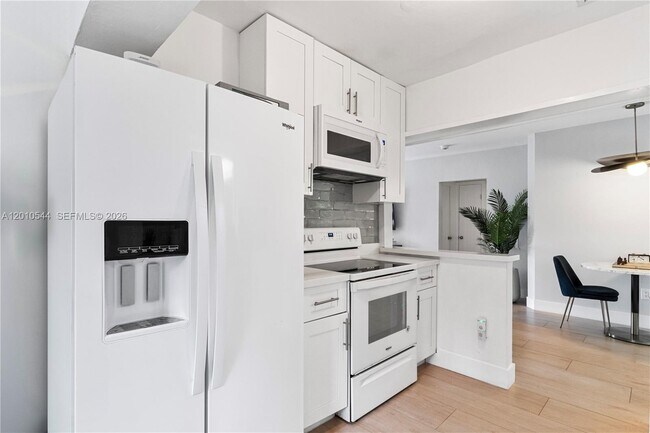 Building Photo - 202 NW 92nd St