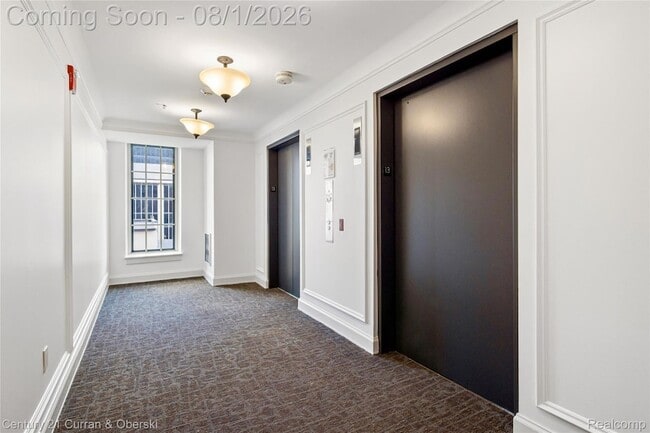 Building Photo - 525 W Lafayette Blvd