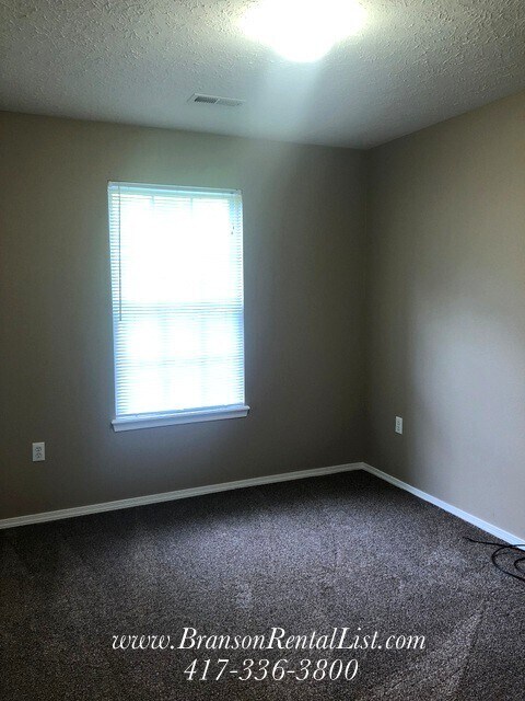 Building Photo - 110 Humanity Ln