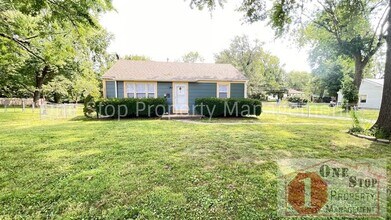 Building Photo - Beautiful 3 Bedroom 1 Bathroom Home in Gra...