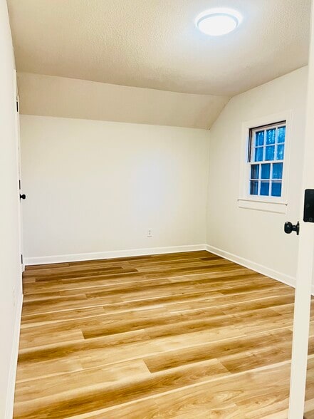 Bedroom 4 - 2212 Old Kearney Rd