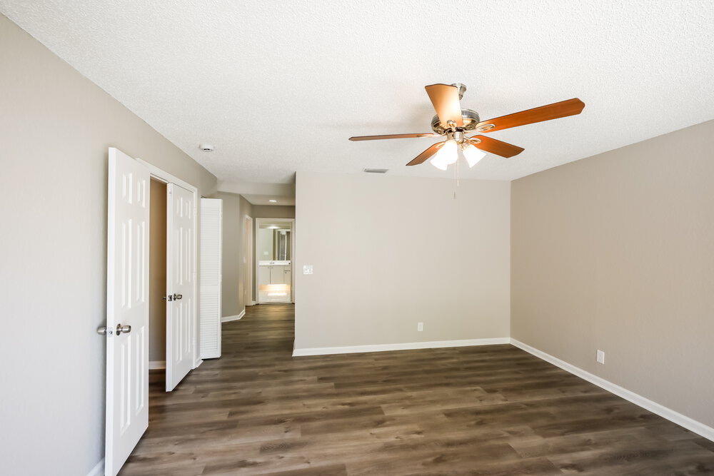 Building Photo - 18164 Blue Lake Way