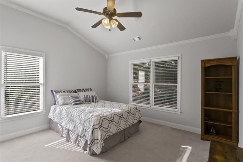 Building Photo - 5840 Vista Brook Dr