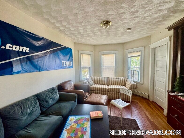 Building Photo - 288 Boston Ave