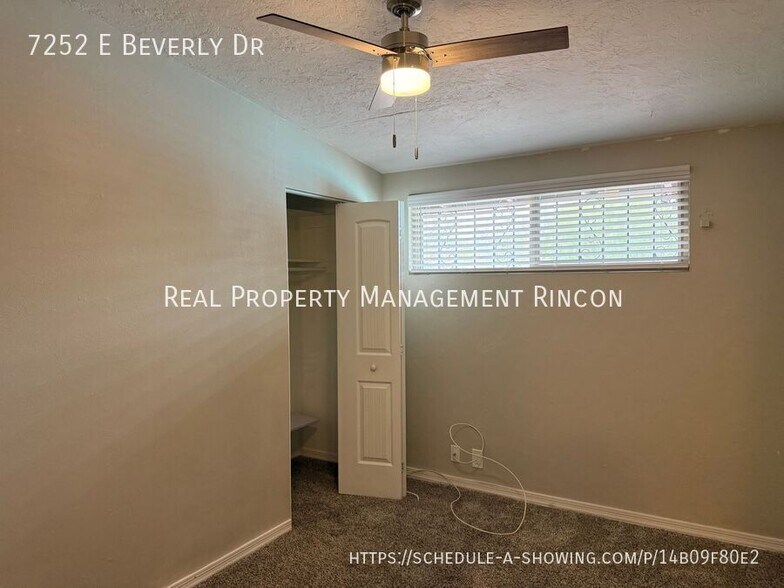 Building Photo - 7252 E Beverly Dr