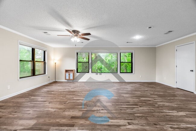 Building Photo - 12533 Rivercrest Dr