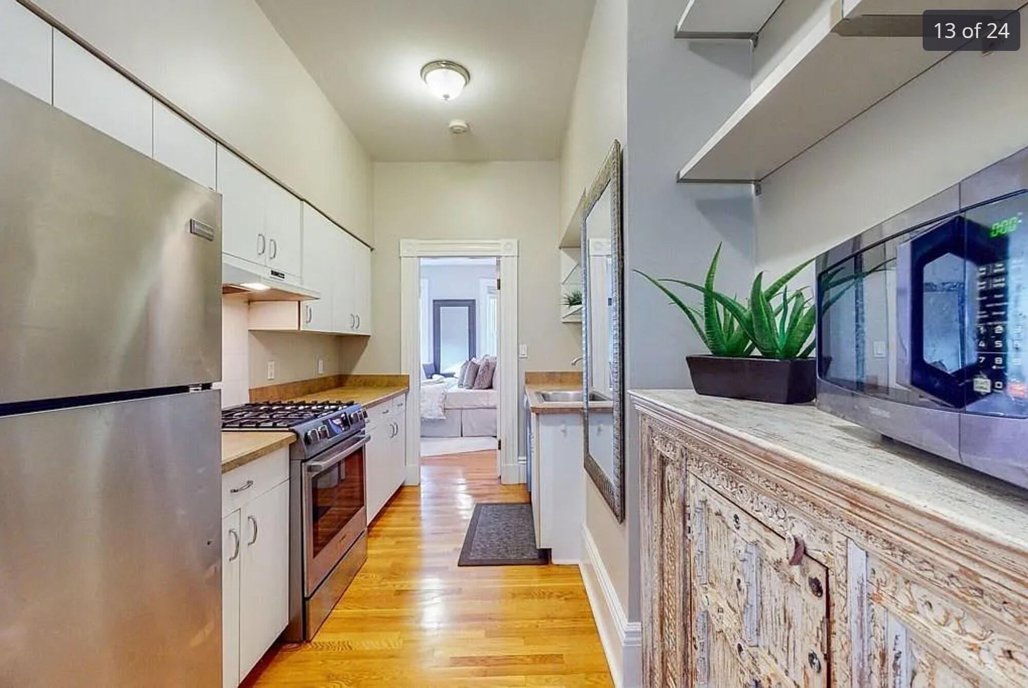 Building Photo - 256 W Newton St